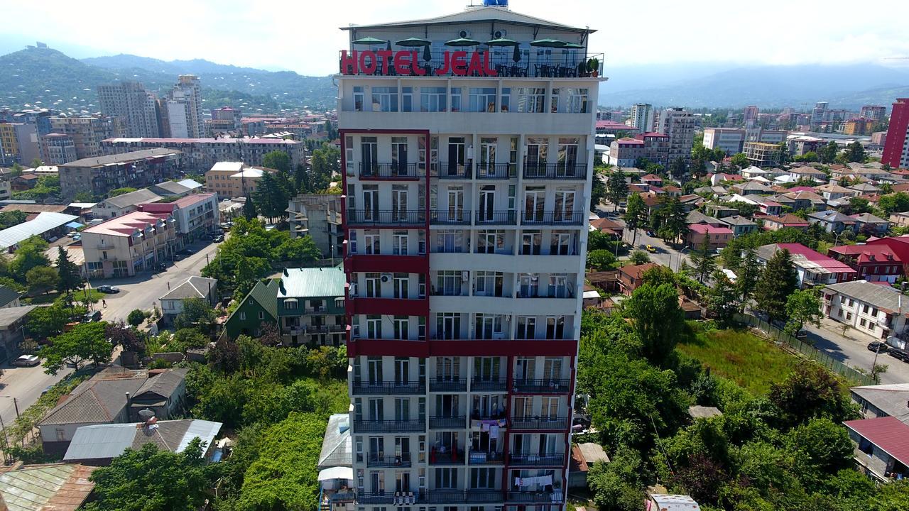 Hotel Jeal Batumi Exterior photo